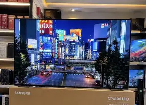 Samsung Crystal UHD 65 “TV (Model U8000F)
