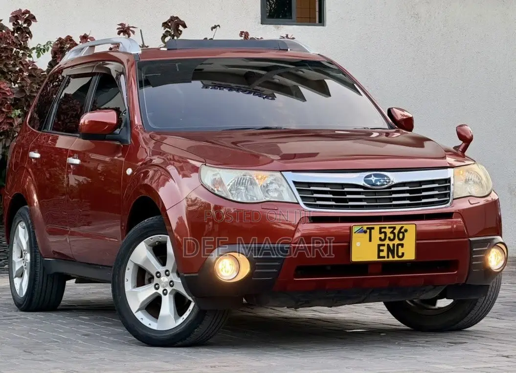 Subaru Forester 2010 Maroon