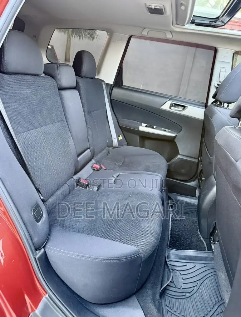 Subaru Forester 2010 Maroon