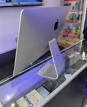 Desktop Computer Apple iMac 8GB Intel Core i5 HDD 1T