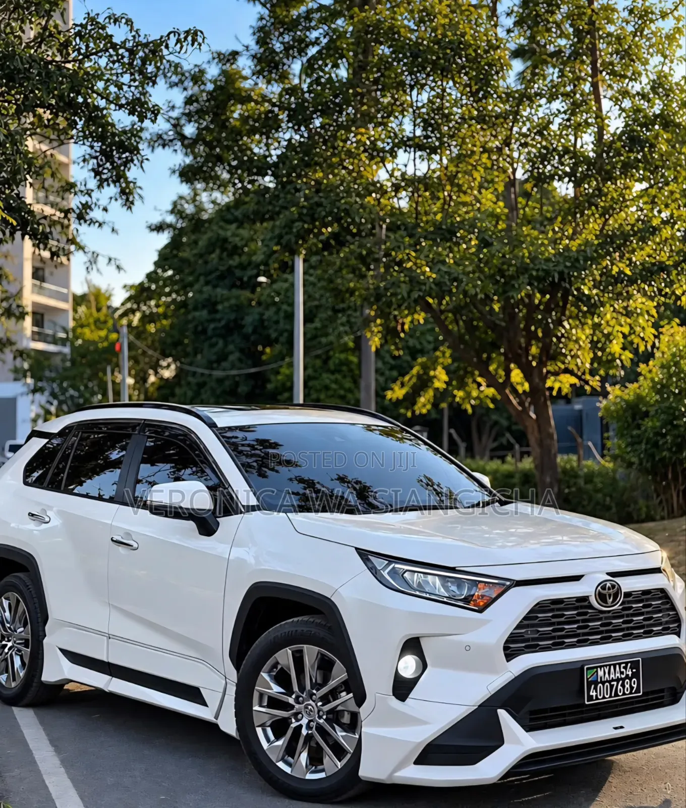 Toyota RAV4 2020 White