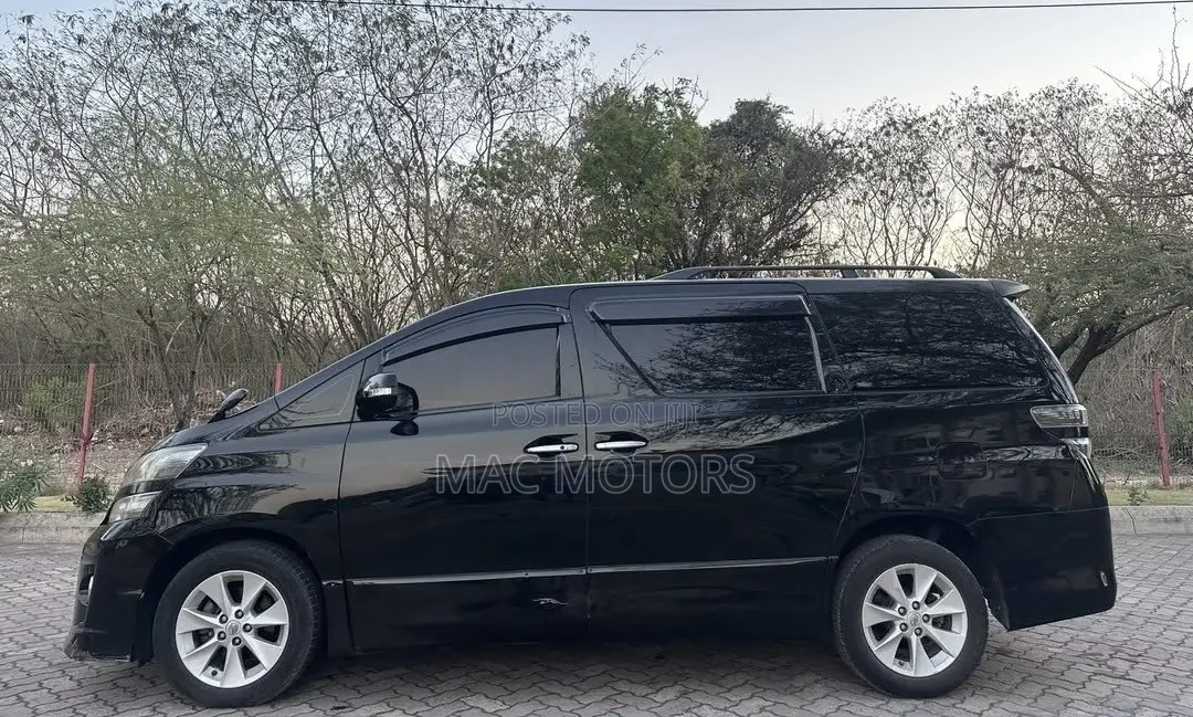 Toyota Vellfire 2012 Black