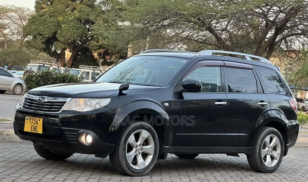 Subaru Forester 2010 Black