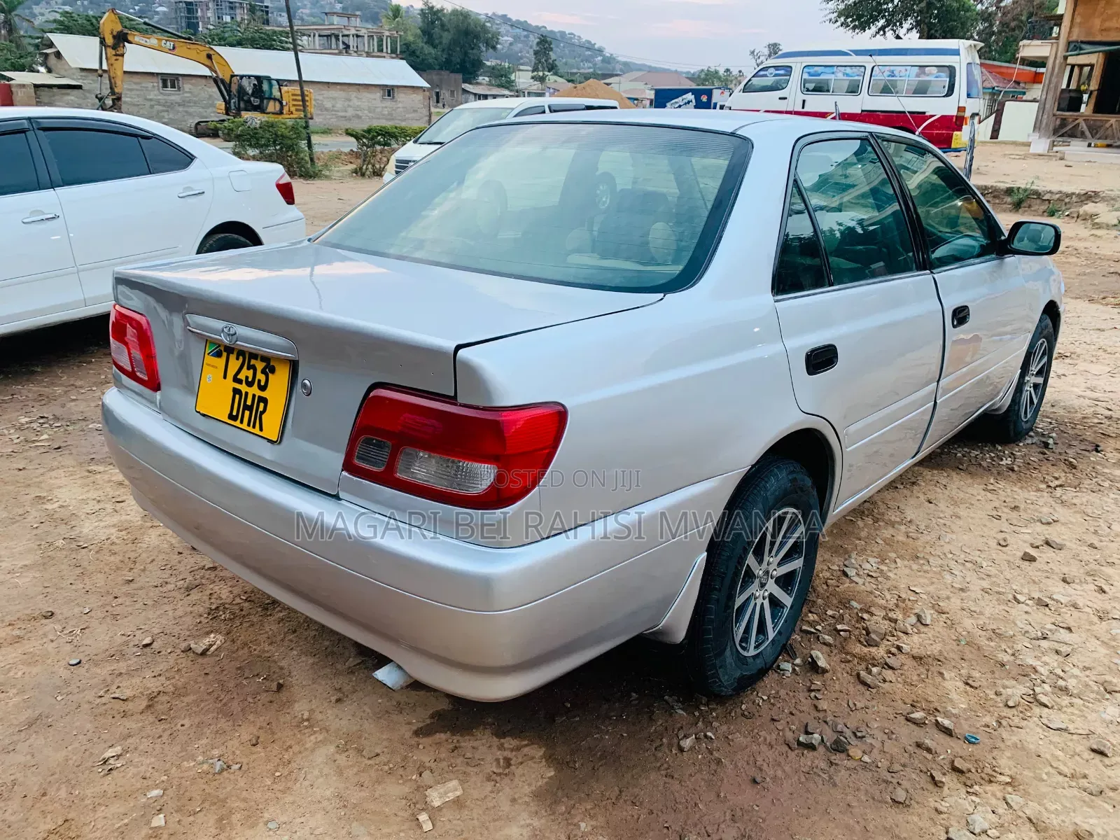 Toyota Carina 2000 Silver