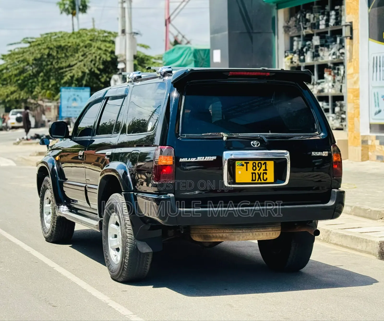 Toyota Hilux Surf 1999 Black