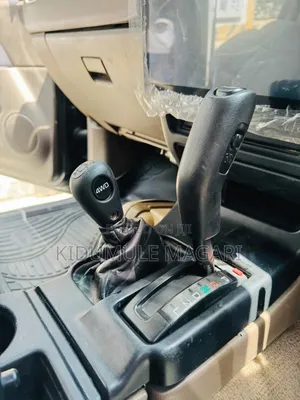 Toyota Hilux Surf 1999 Black