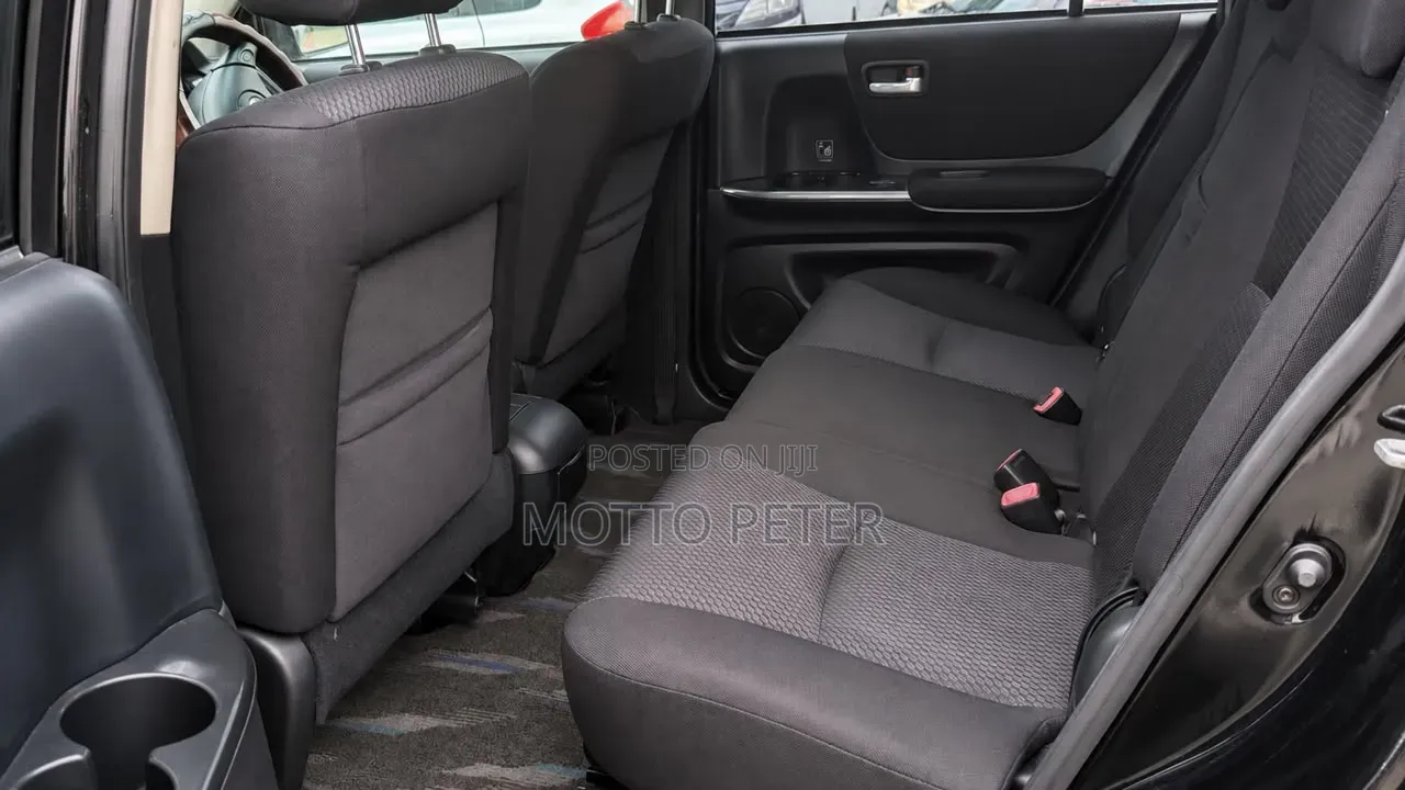 Toyota Kluger 2005 Black