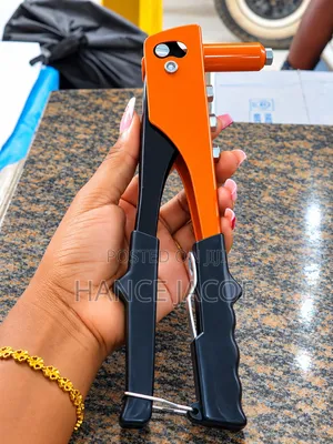 Hand Riveter