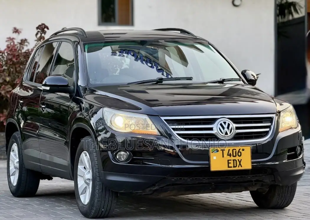 Volkswagen Tiguan 2009 Black