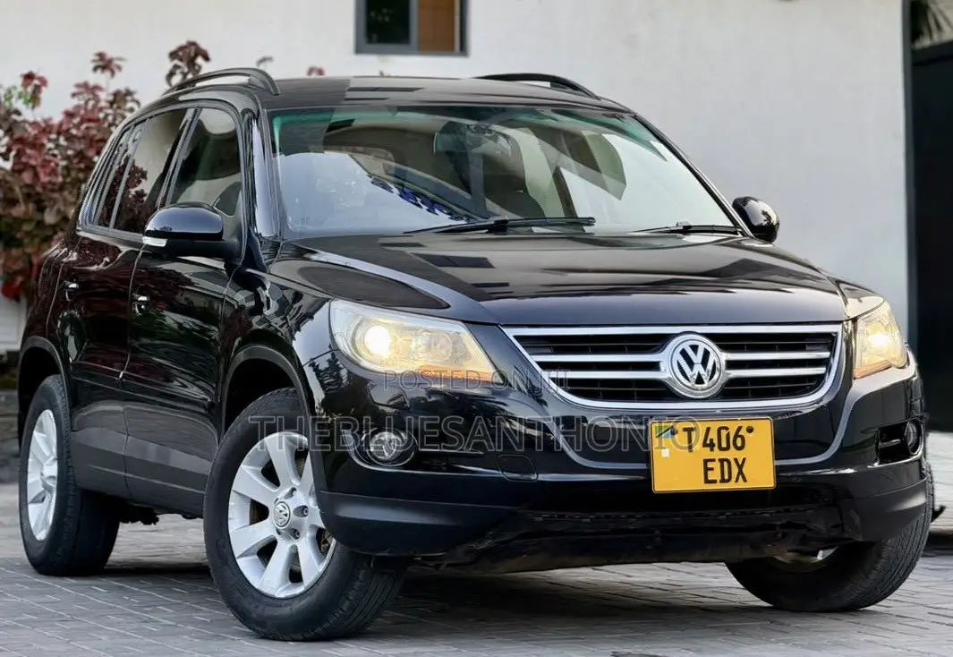 Volkswagen Tiguan 2009 Black