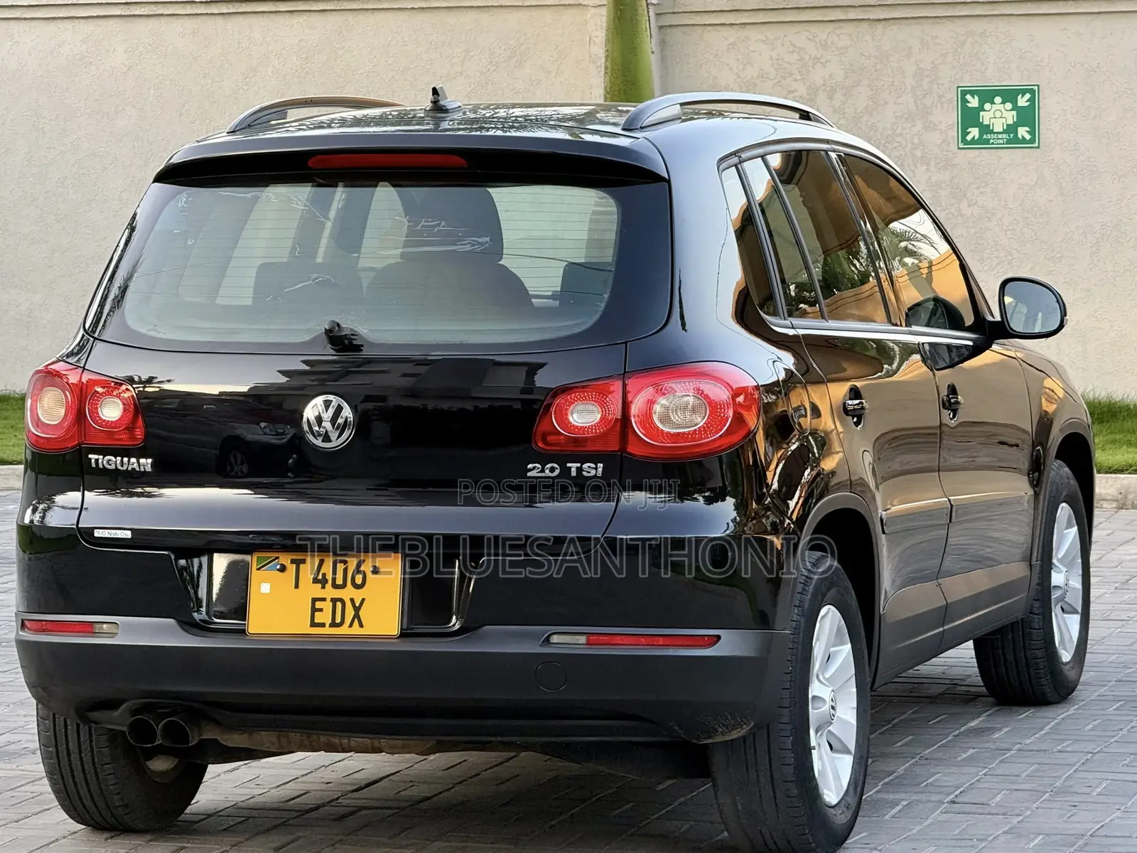 Volkswagen Tiguan 2009 Black