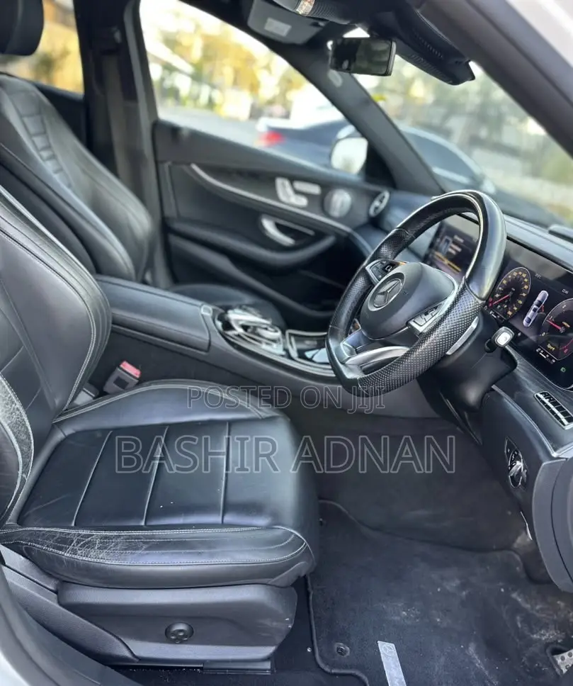 Mercedes-Benz E220 2017 Pearl