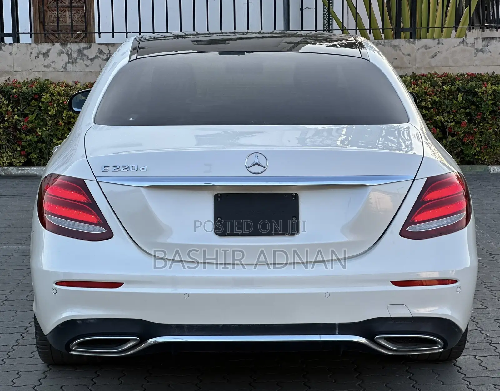 Mercedes-Benz E220 2017 Pearl