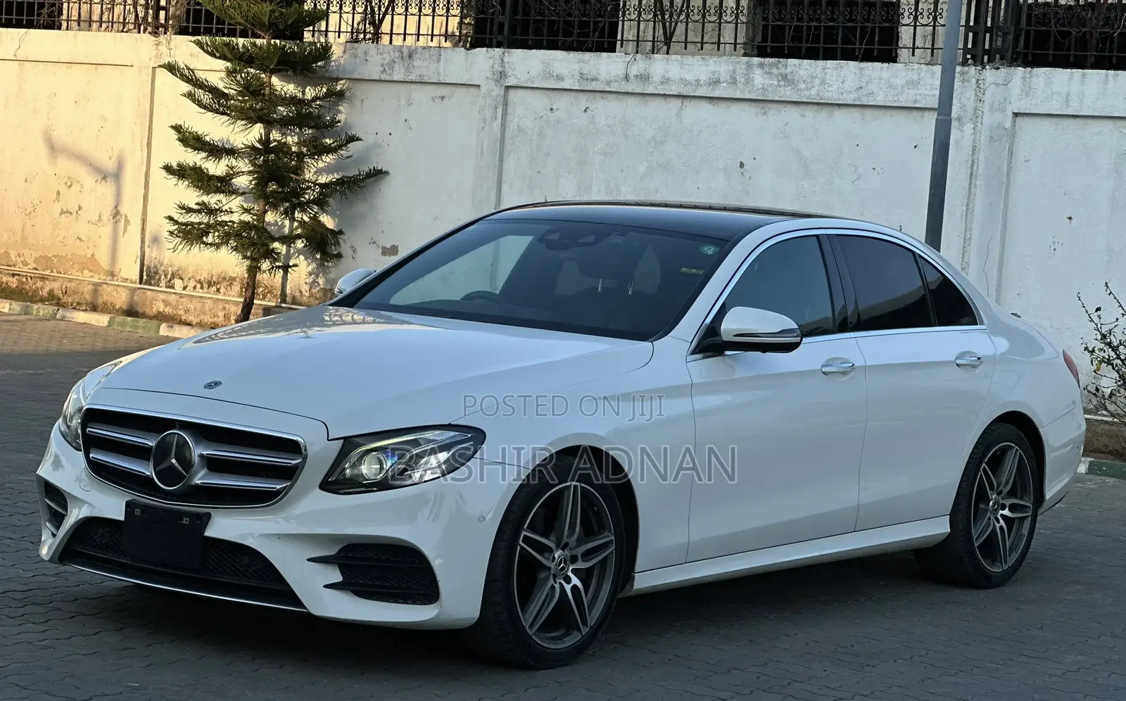 Mercedes-Benz E220 2017 Pearl