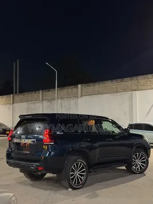 Toyota Land Cruiser Prado 2.8 2019 Blue