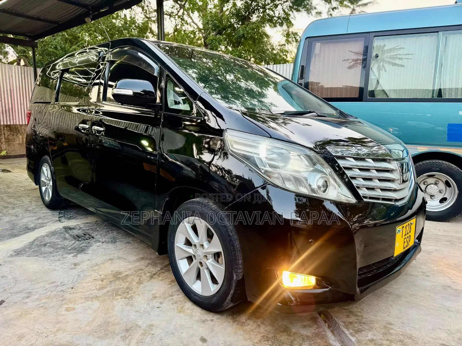 Toyota Alphard 2008 Black