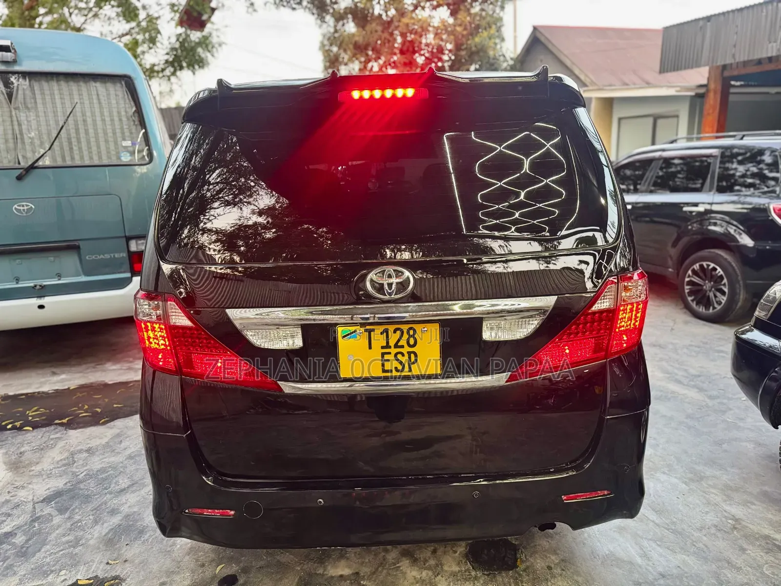 Toyota Alphard 2008 Black