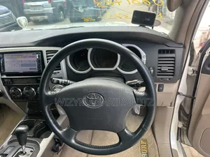 Toyota Hilux Surf 2.7 SSR 2004 Pearl