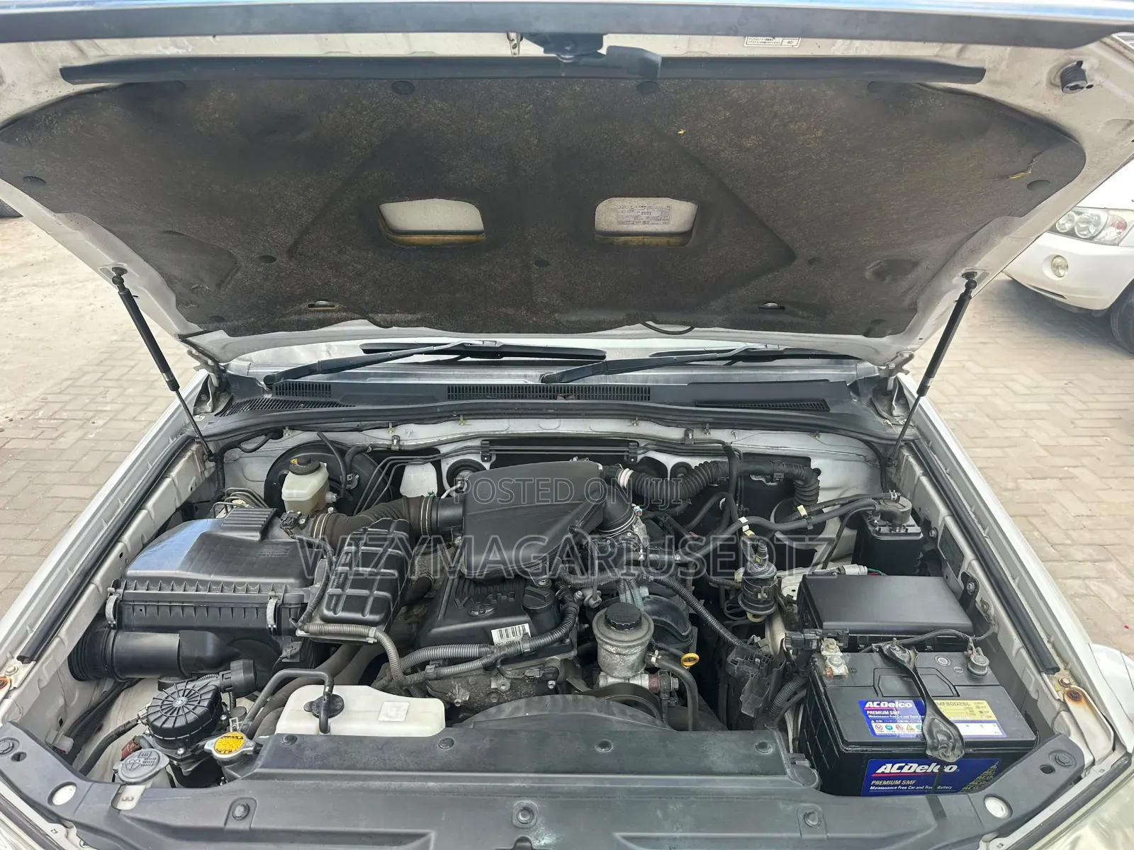 Toyota Hilux Surf 2.7 SSR 2004 Pearl