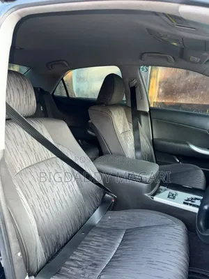 Toyota Crown 2011