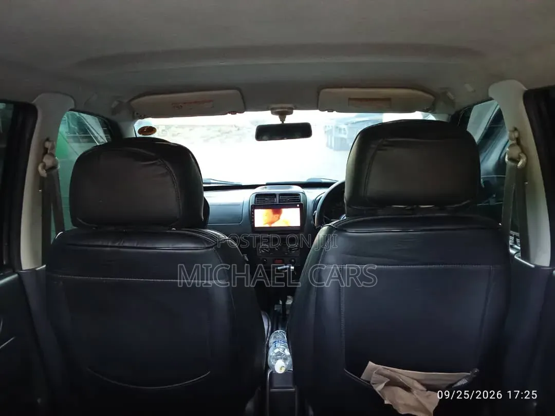 Suzuki Swift 2003 Silver