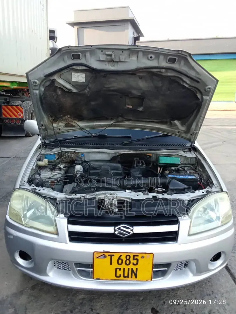 Suzuki Swift 2003 Silver