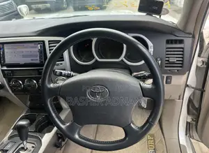 Toyota Hilux Surf 2.7 SSR 2004 White