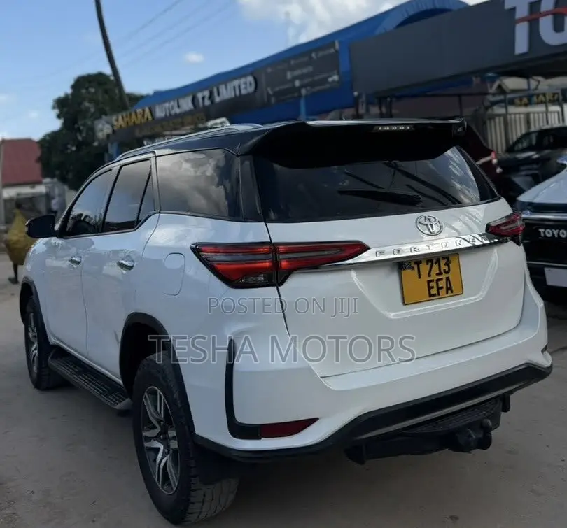 Toyota Fortuner 2020 White