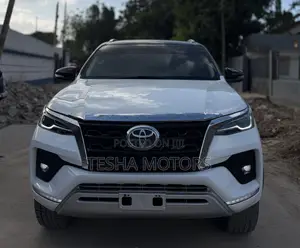 Toyota Fortuner 2020 White