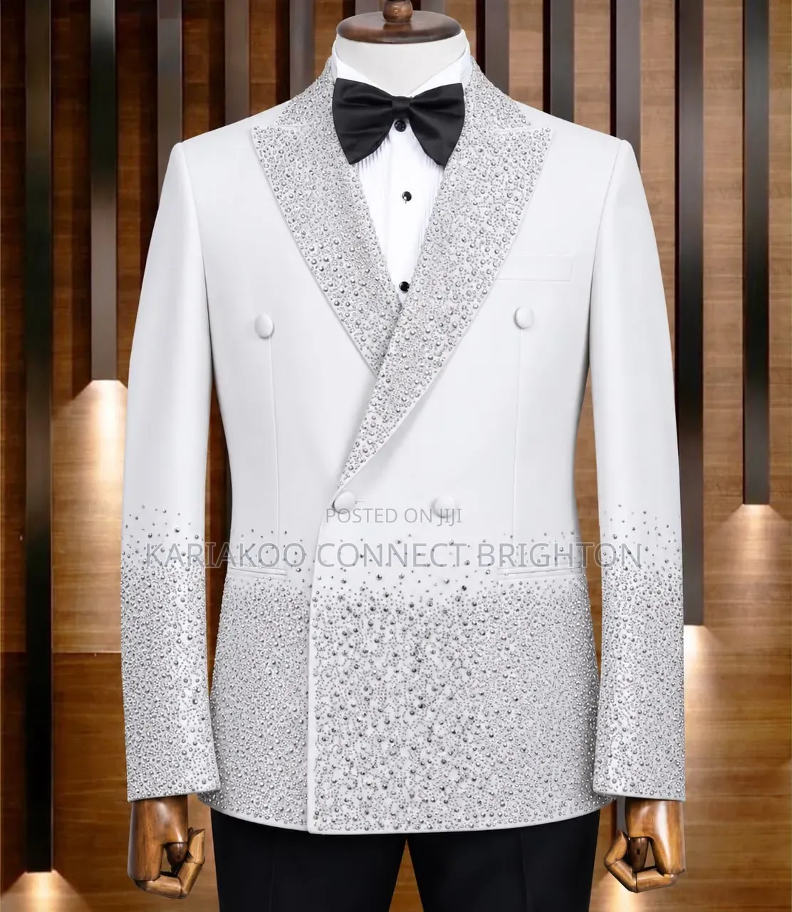 White Double-Breasted Spread Crystal Suit