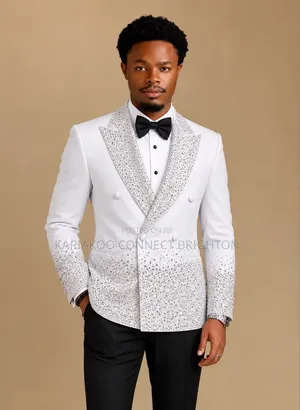 White Double-Breasted Spread Crystal Suit