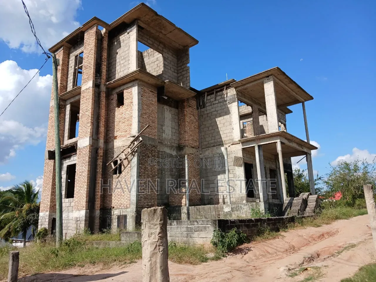 5bdrm House in Kibamba for sale