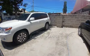 Toyota Land Cruiser Prado 2013 White