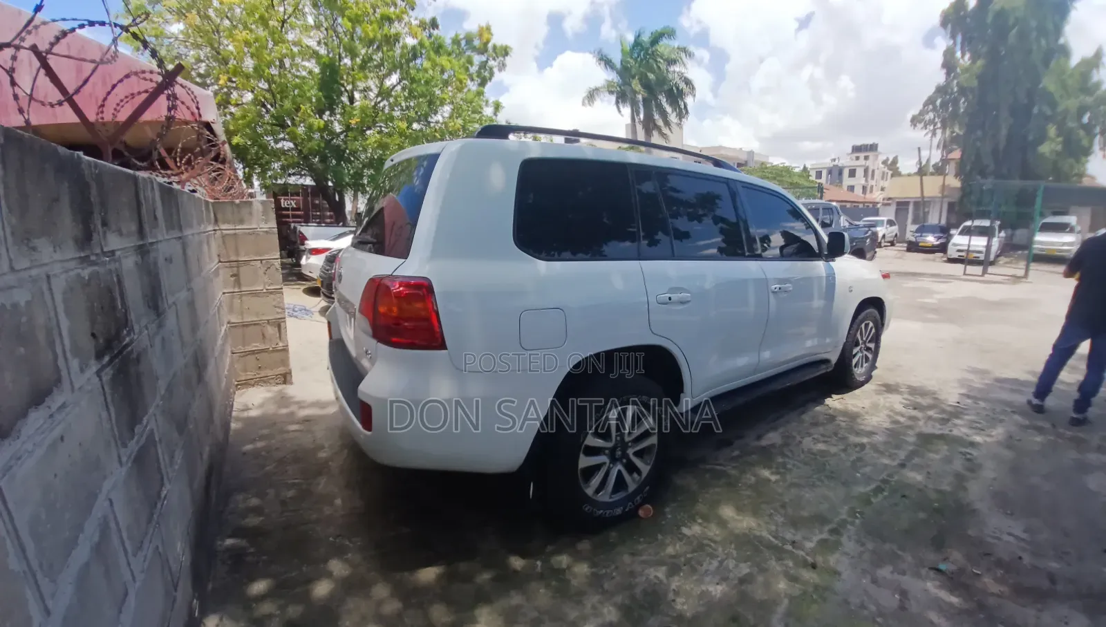 Toyota Land Cruiser Prado 2013 White