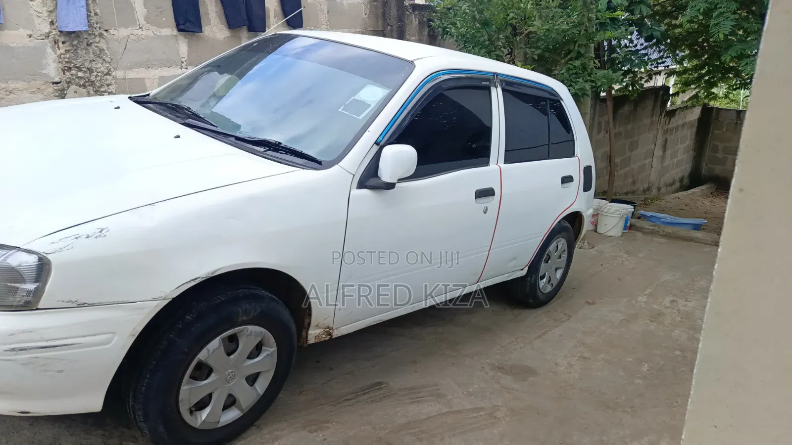 Toyota Starlet 1998 White
