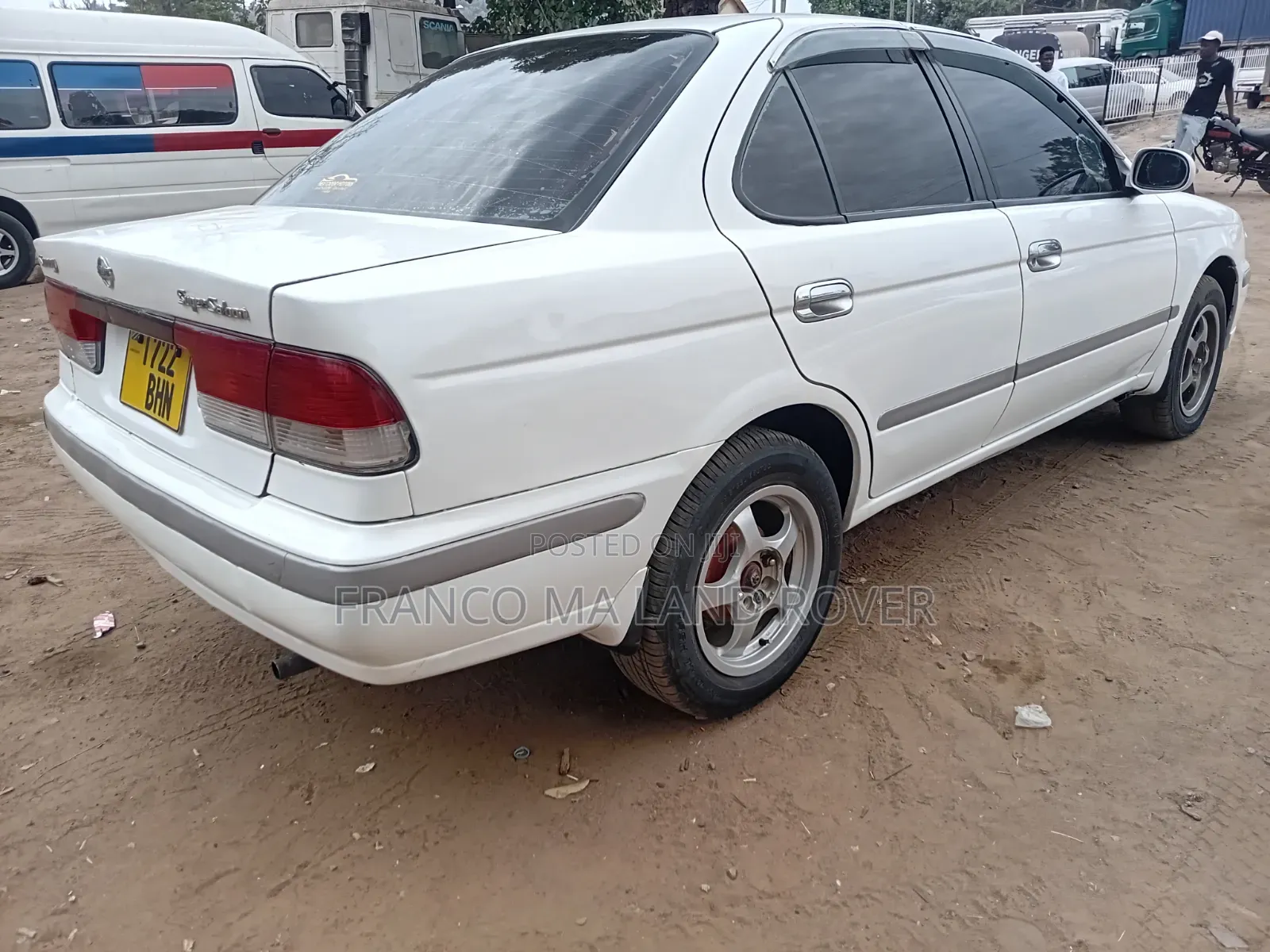 Nissan Sunny 1998 White