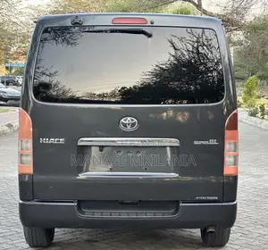 Toyota Grand HiAce 2002 Black