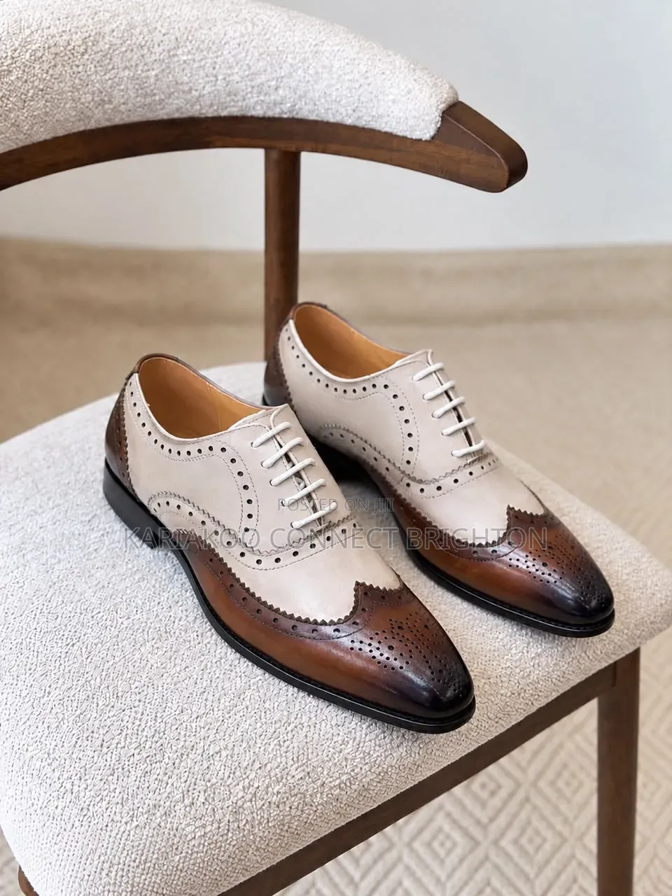 Two-Tone Brogue Leather Shoes
