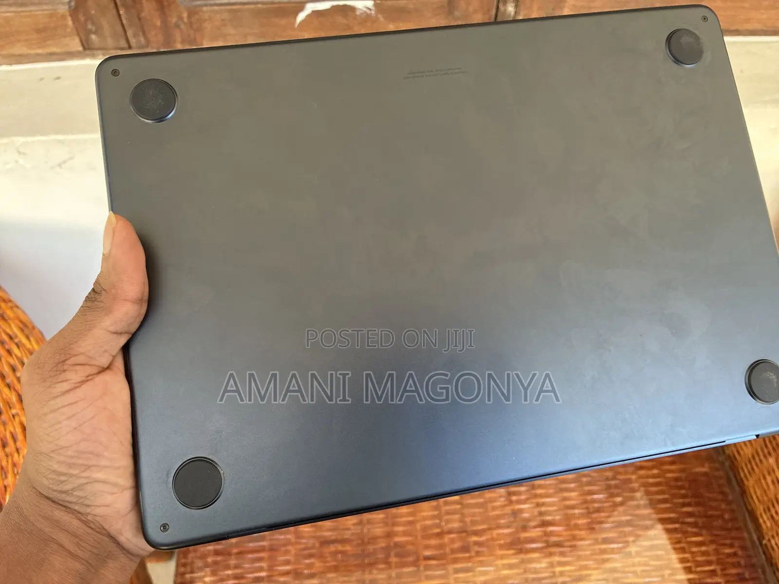 New Laptop Apple MacBook Air 2022 M2 16GB Apple M2 SSD 256GB