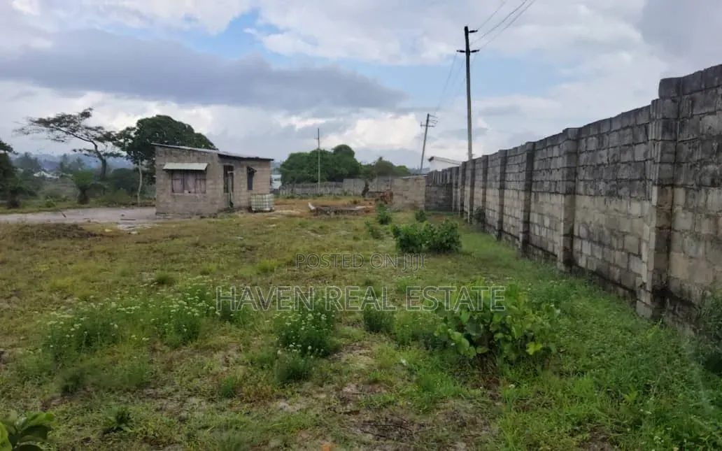 6.4acres Industrial Plot for Sale at Kisemvule