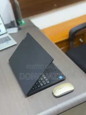 Laptop Lenovo V15 8GB Intel SSD 256GB