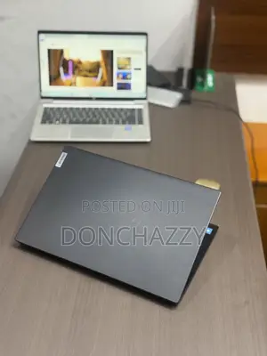 Laptop Lenovo V15 8GB Intel SSD 256GB