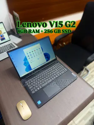 Laptop Lenovo V15 8GB Intel SSD 256GB