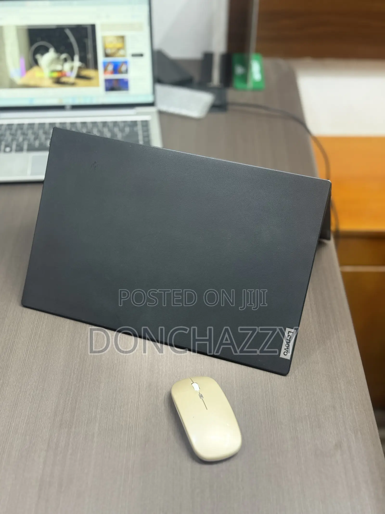 Laptop Lenovo V15 8GB Intel SSD 256GB