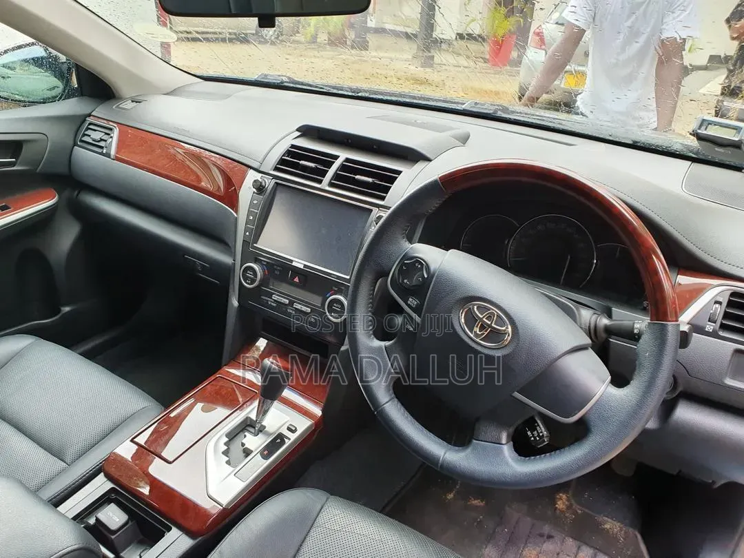 Toyota Camry 2013 Gray