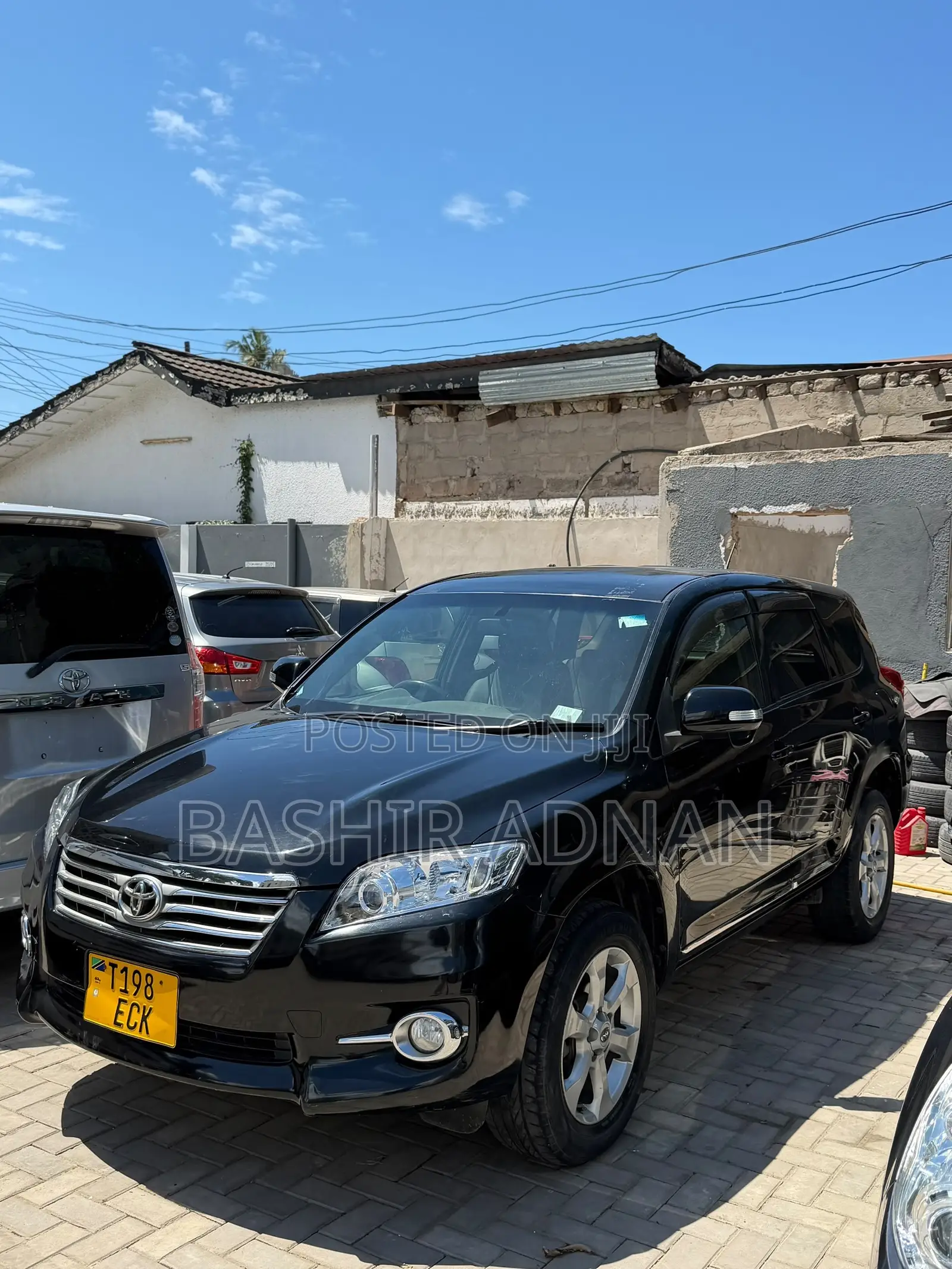 Toyota Vanguard 2011 Matt Black