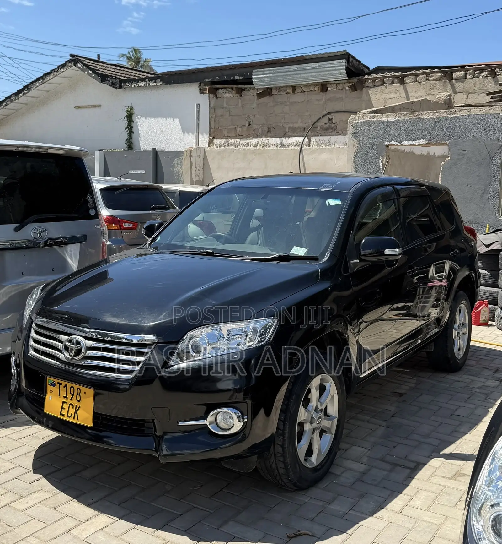 Toyota Vanguard 2011 Matt Black