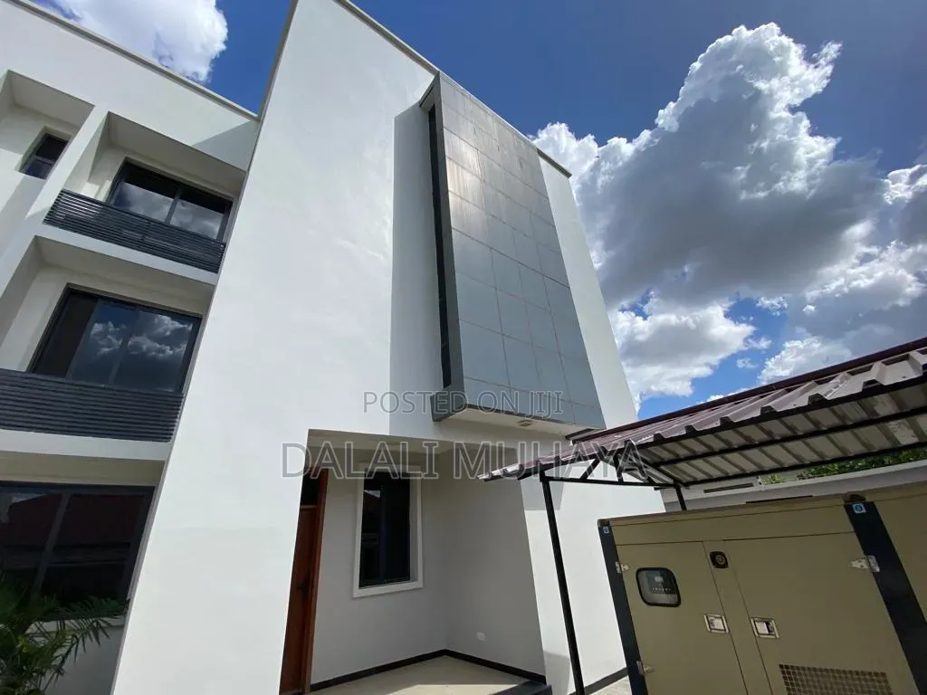 18bdrm Apartment in Dodoma Hotel, Ibihwa for sale