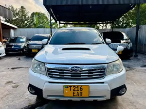 Subaru Forester 2009 White