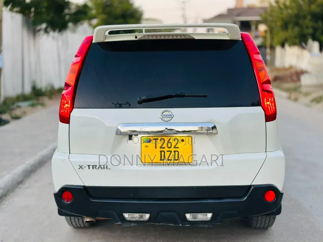 Nissan X-Trail 2009 White